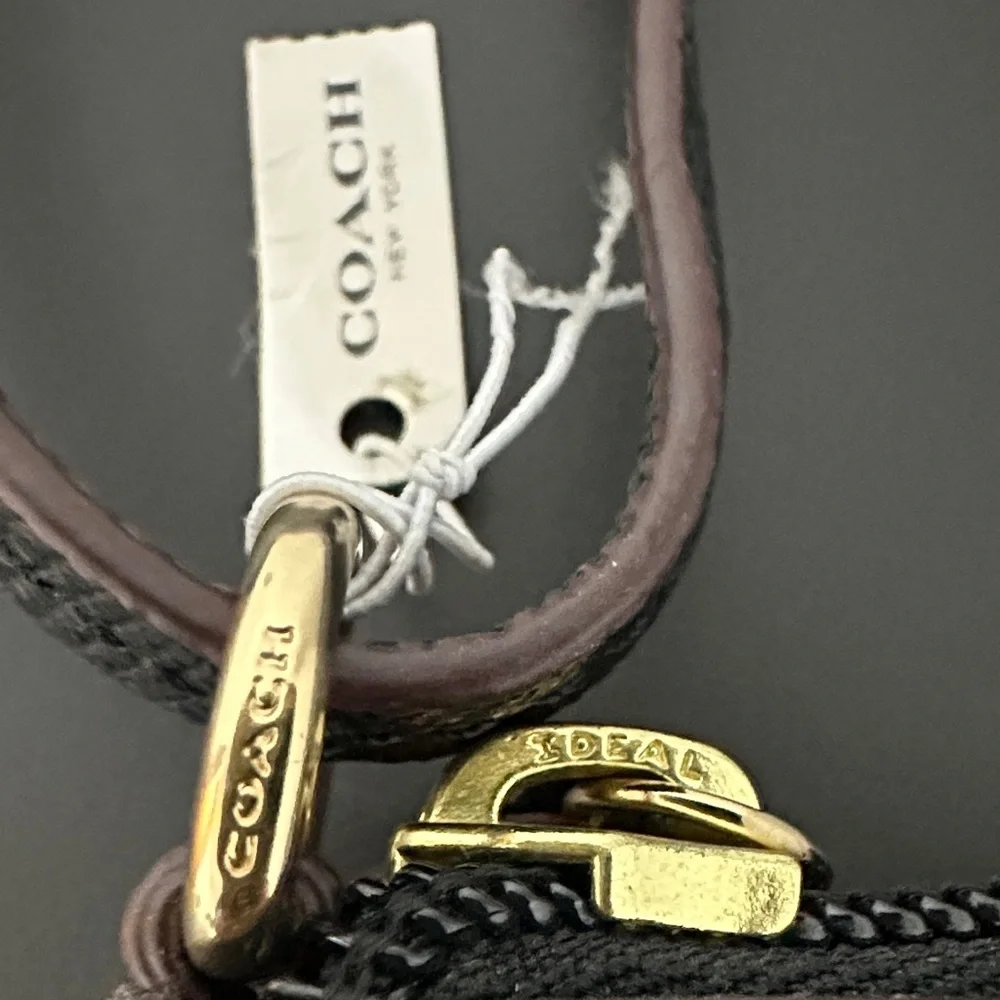 Coach NWT Black Textured Large Wristlet. Black w Maroon Tubing & Gold Hardware. - Picture 3 of 9